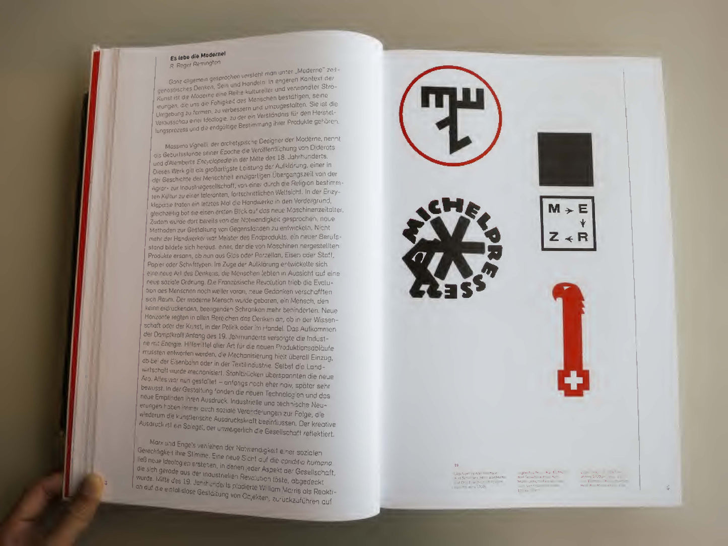 Logo Modernism - Fireflies